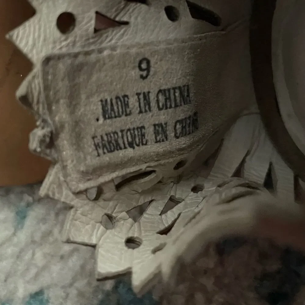 Jeffrey Campbell Espejo Wedge Shoes Laser Cut Lace Up Taupe Size 9 - Picture 8 of 10